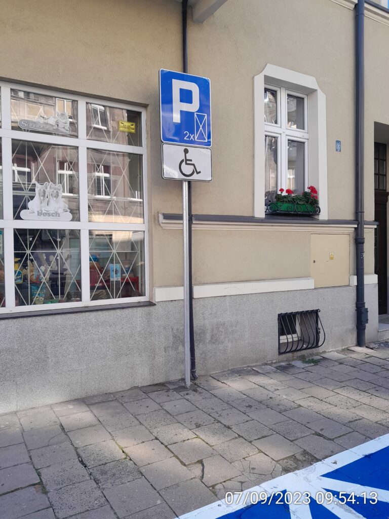 Siemieńskiego 17 (2) Siemieńskiego 17 (2)